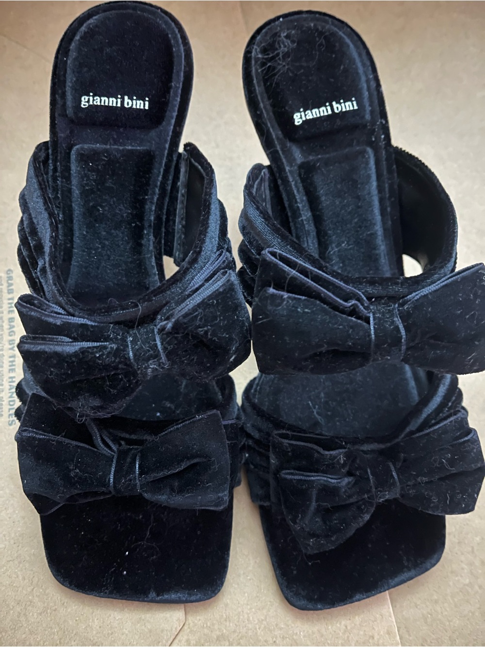Gianni Bini Black Velvet Double-Bow Heels, Size 9, New - Picture 3 of 7